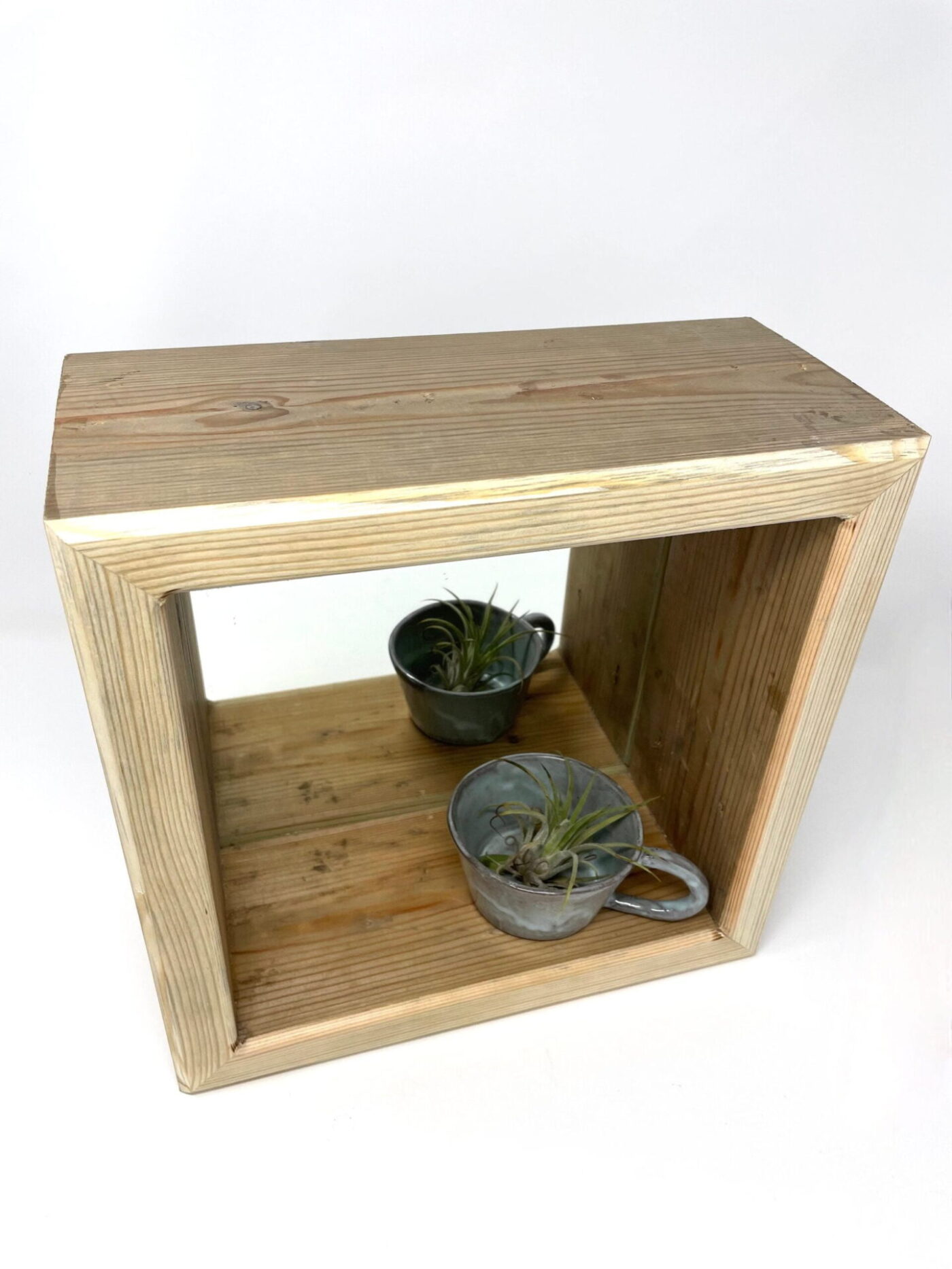 Reclaimed Pine Cube Mirror Shelf — close-up