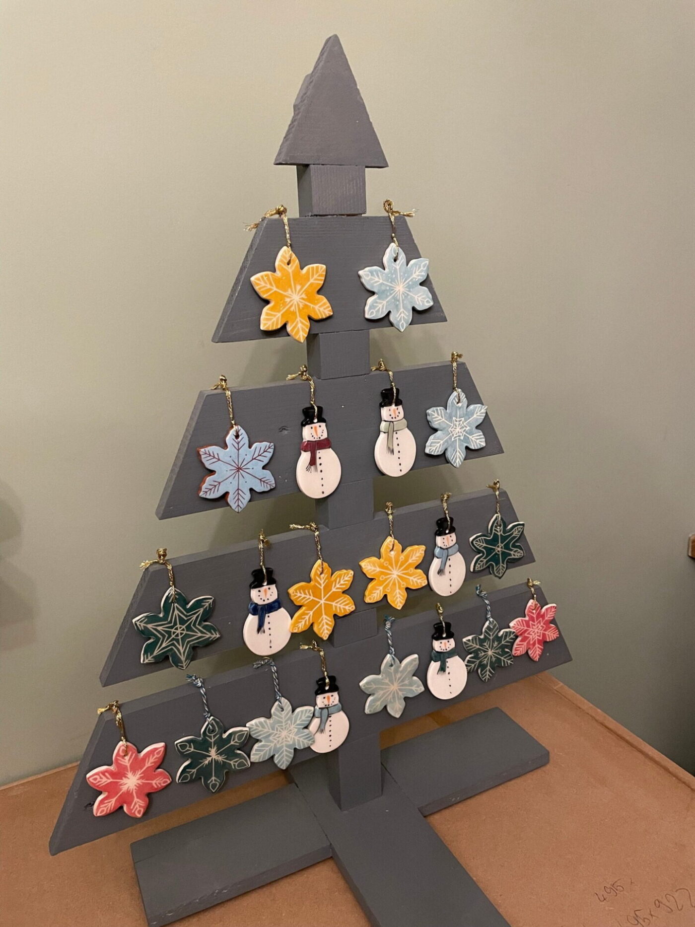Grey Wood Christmas Tree Display — side view