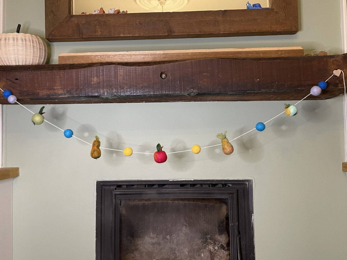 il_fullxfull.4686547200_7ml9.jpg Wool Felted Fruit Garland