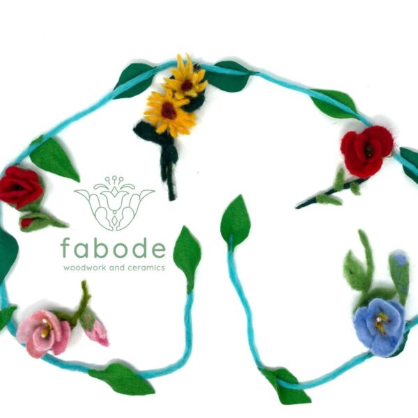 Wool felted Vine with felted flowers garland decoration /Handmade hanging decor / fairy flower chain