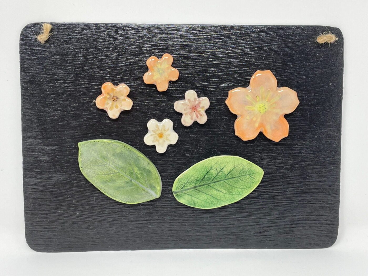 Peach Flower Ceramic Magnet Set of 7 — styling detail