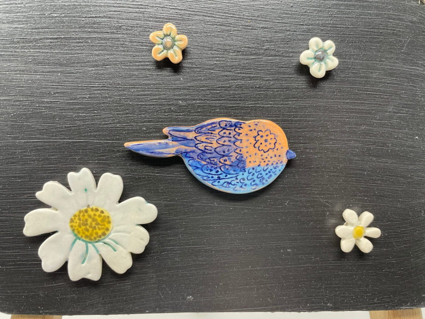 Ceramic Bird & Flowers Magnet Set — styling detail