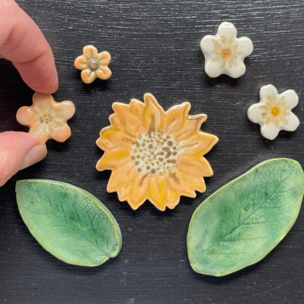 Set of 7 flowers ceramic magnet set/ green leafs and orange and white flowers fridge magnets / Artisan Etsy Decor