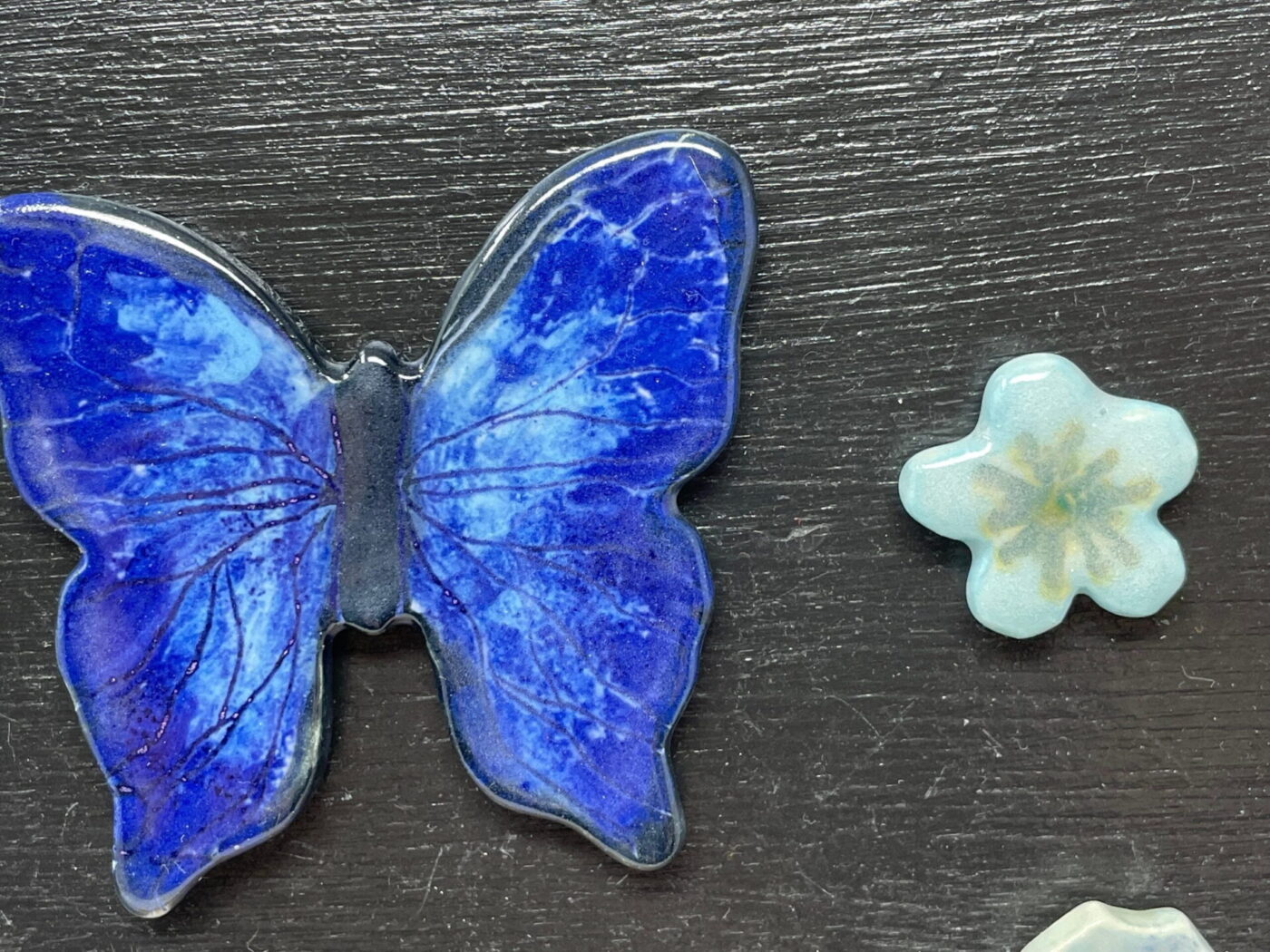 Cobalt Butterfly Magnet Set — Blue, Orange & White Flowers — side view