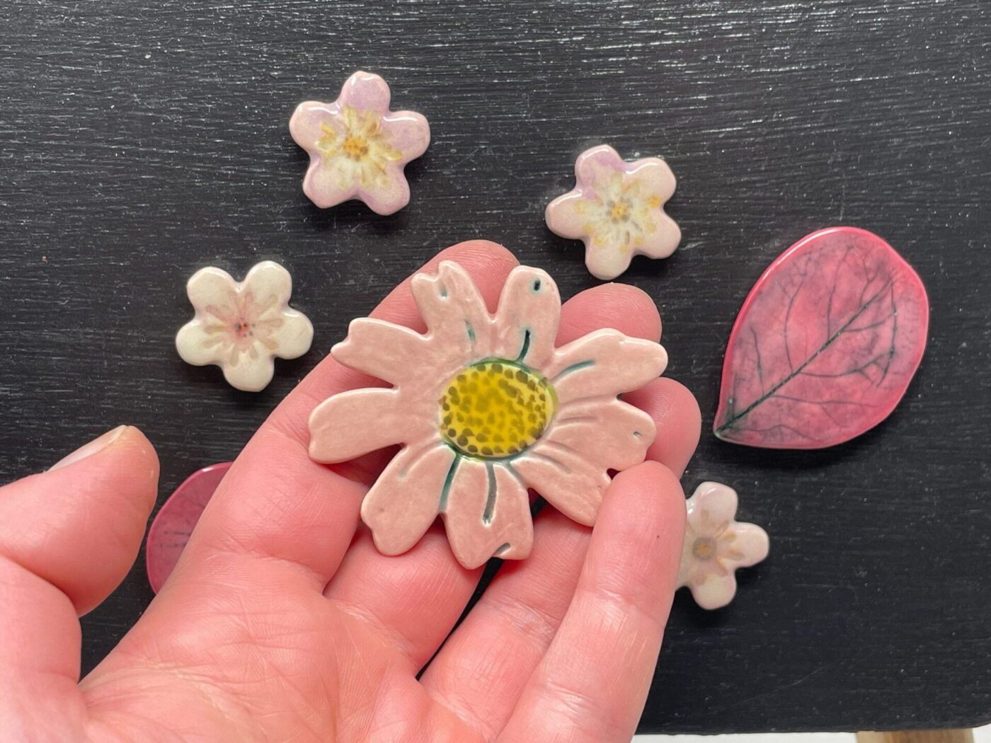 Purple & Pink Ceramic Flower Magnet Set — detail view