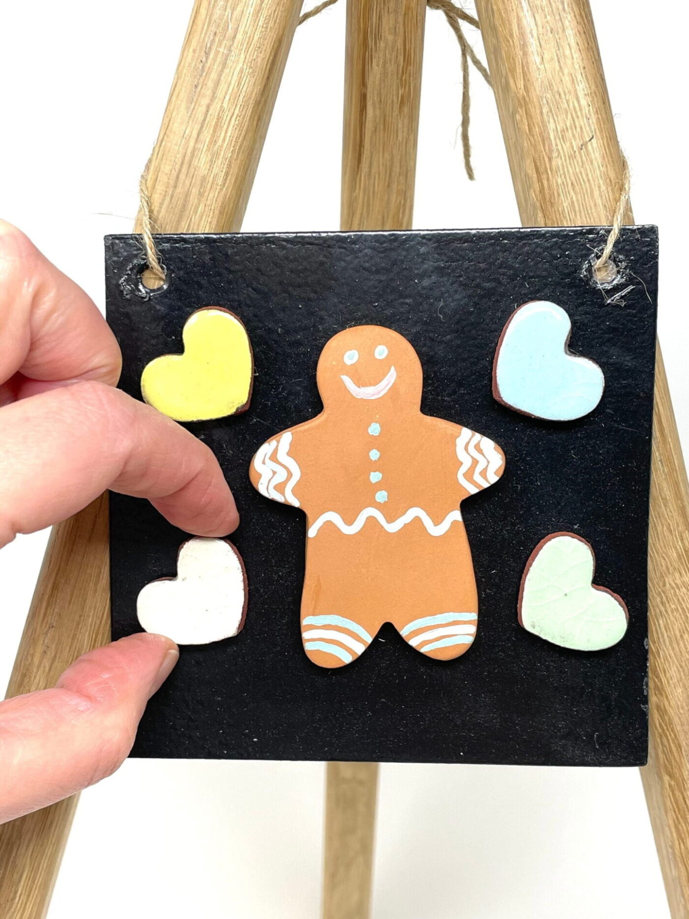 Gingerbread & Hearts Magnet Board Set — alternate angle