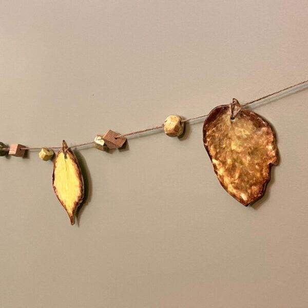 Ceramic pottery autumn leaves garland decoration /Handmade glazed leaf hanging / Ceramic autumn bunting /various leaves / green yellow brown