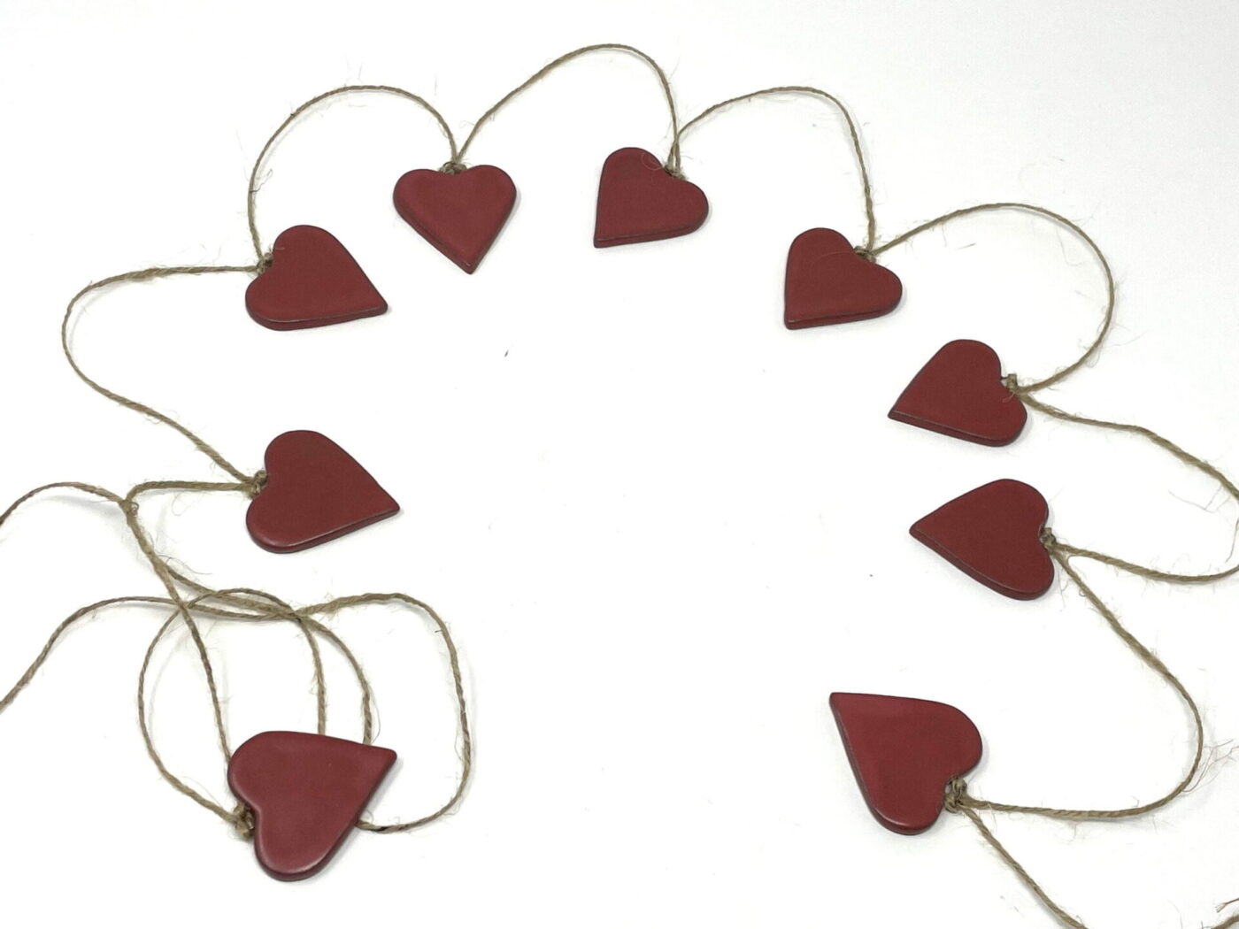 Satin Red Ceramic Heart Garland (9 Hearts) — close-up