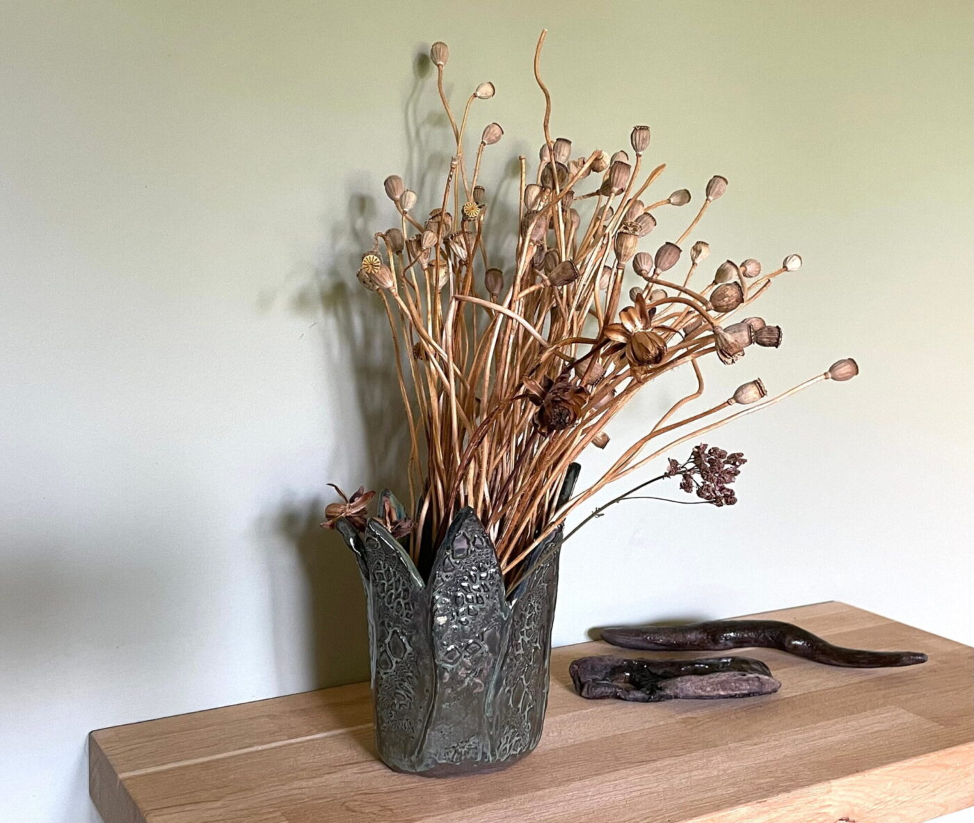 Dark Green Leaf-Textured Ceramic Vase