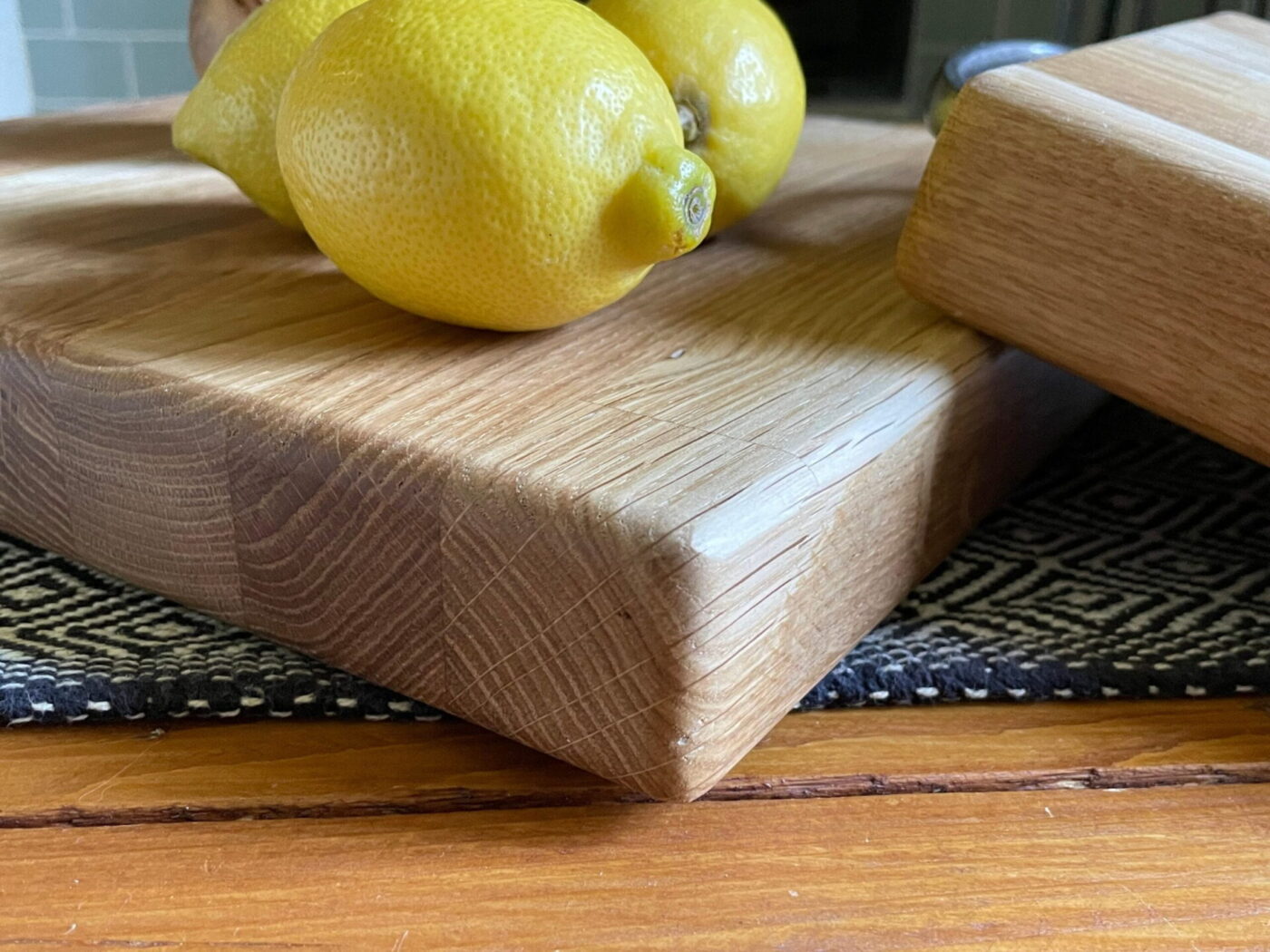 Oak Chopping Board with Handle — styling detail