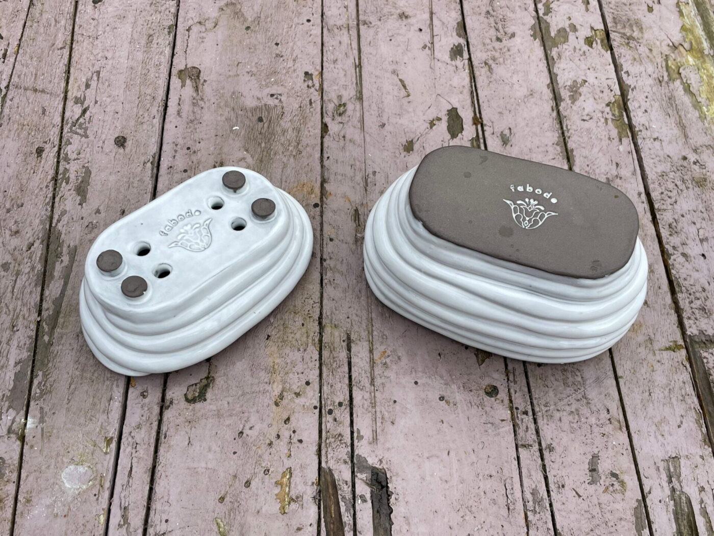 White Coiled Soap Dish & Toothbrush Holder Set — back view