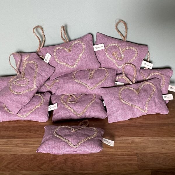 Handmade Lavender Sachet - Purple Linen with Jute Heart - Aromatic Garden Lavender