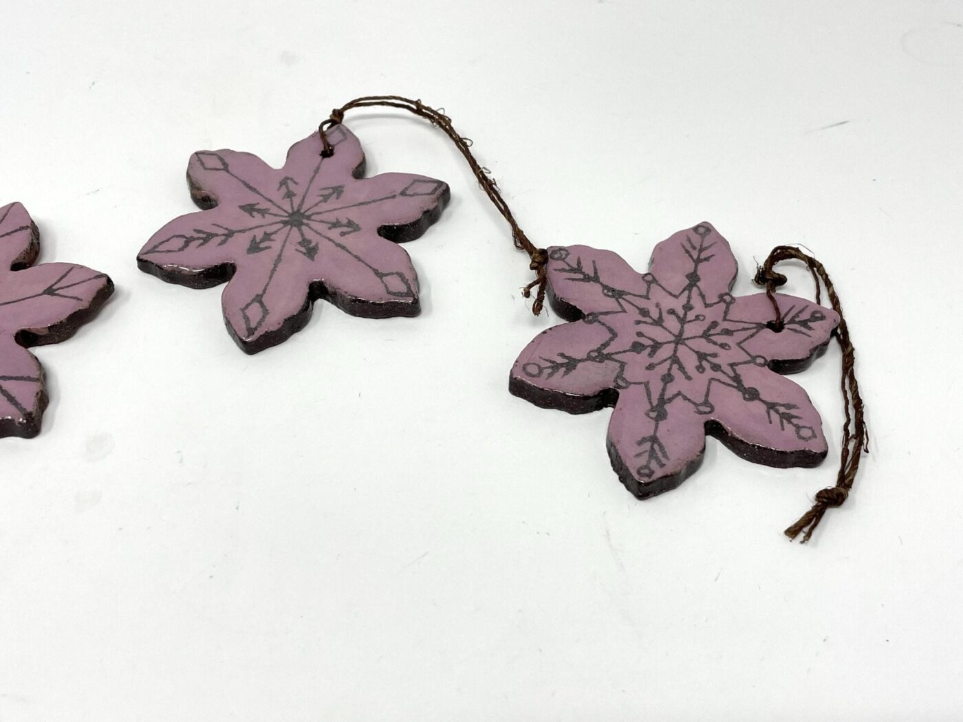 Mauve Terracotta Christmas Pendant Set of 3 — close-up