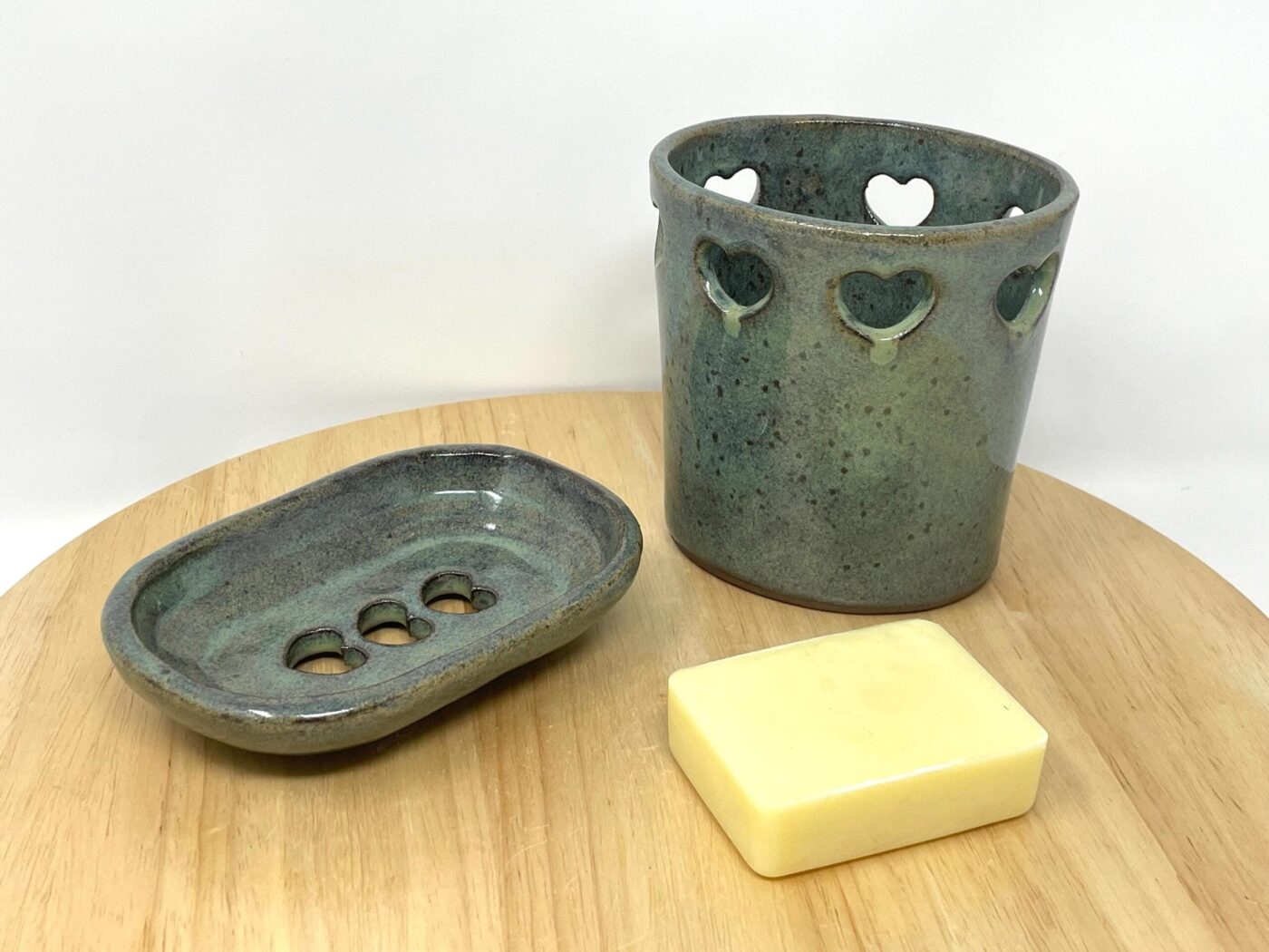 Heart-Pierced Turquoise Bathroom Set