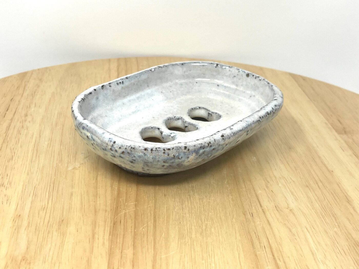 Off-White Heart Soap Dish, Grey Clay & Black Stone — top view