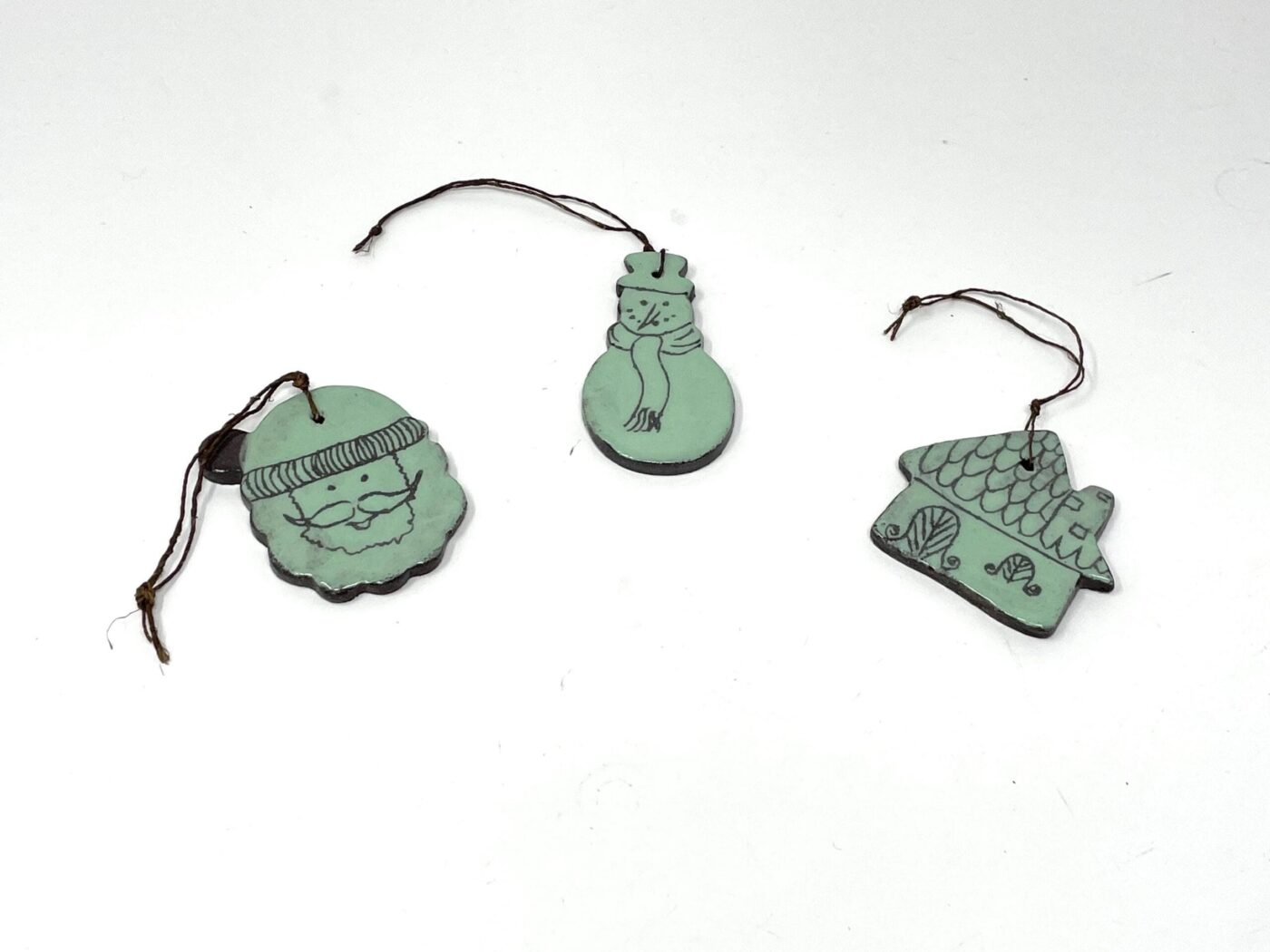 il_fullxfull.6583567929_6x58.jpg Santa, Snowman & Cottage Christmas Ornaments