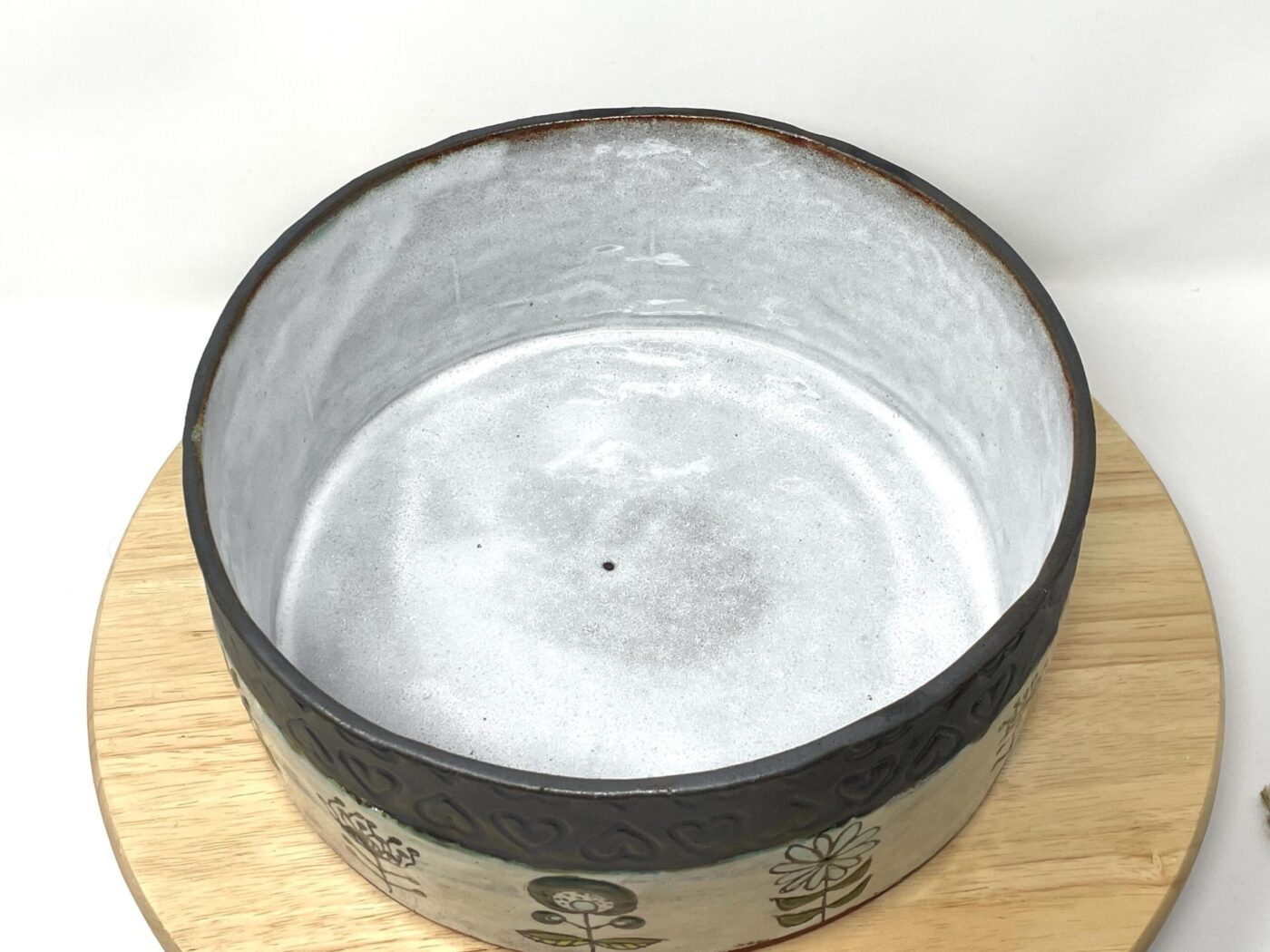 Large Terracotta Sgraffito Bowl (25cm) — alternate angle