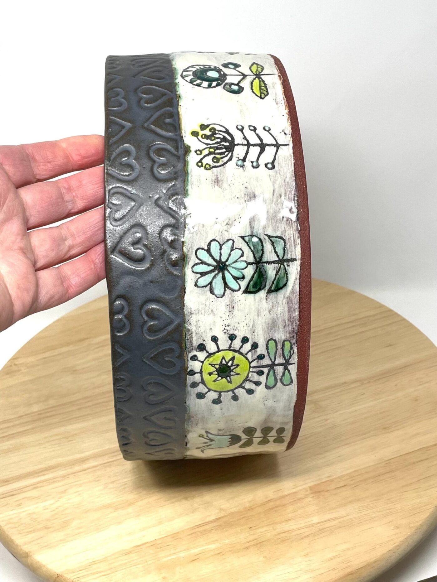 Large Terracotta Sgraffito Bowl (25cm) — side view