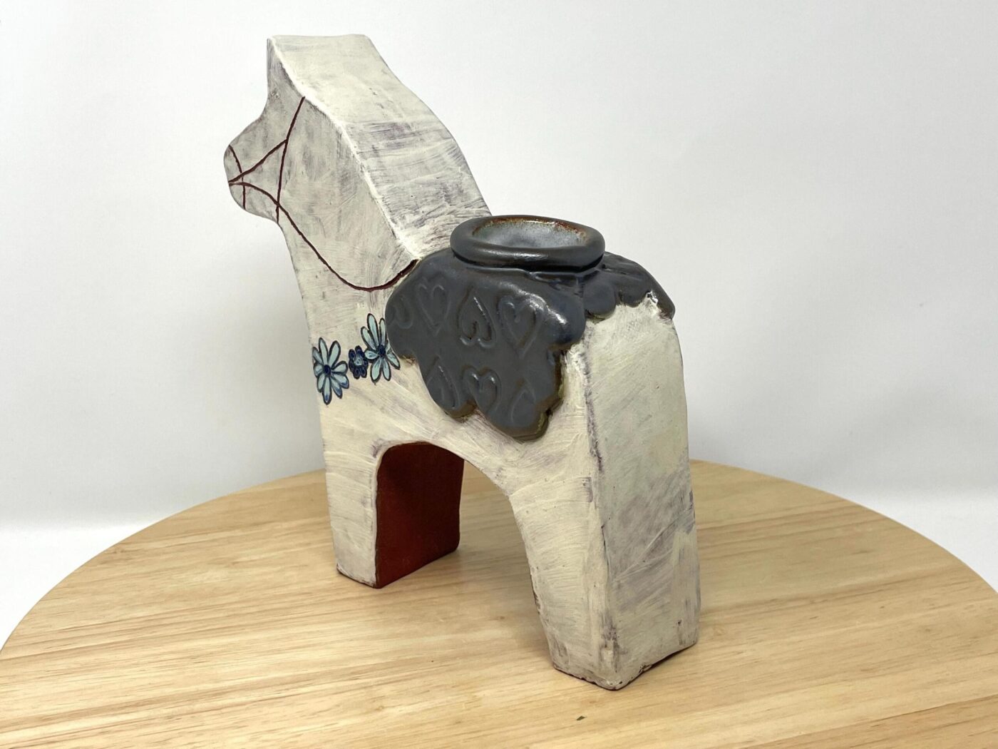 Dala Horse Vase, Spot-Glazed Terracotta — in use