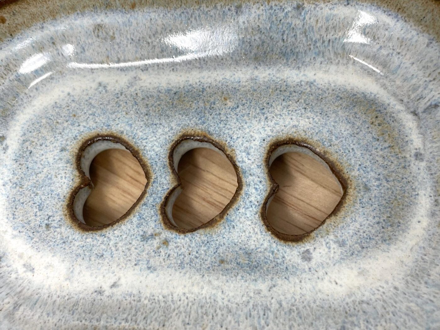Blue Glazed Heart Soap Dish, Terracotta — scale view