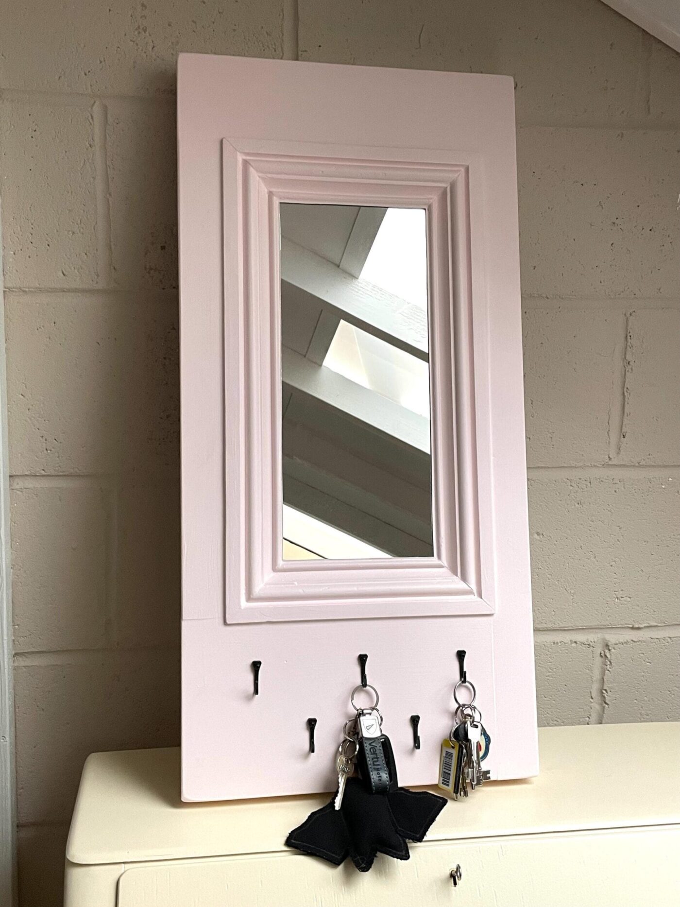 Vintage Door Panel Mirror with Key Hooks (Middleton Pink)