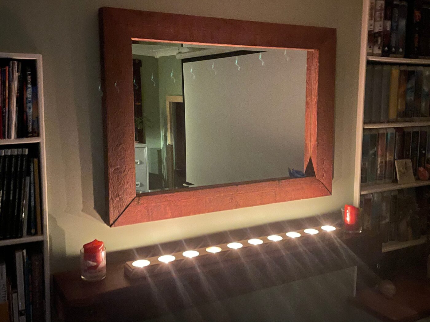 Reclaimed Wood Tealight Centrepiece (1 metre, 10 tealights) — alternate angle