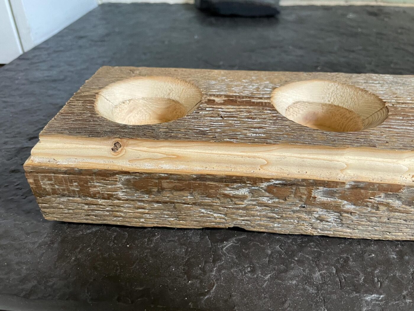 Reclaimed Wood Tealight Centrepiece (1 metre, 10 tealights) — styling detail