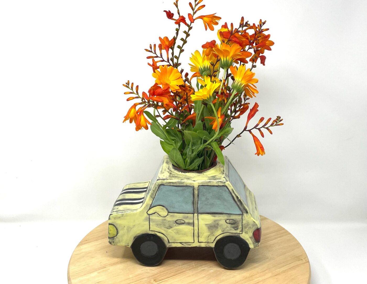 Pale Yellow Ceramic Car Vase with Floral Roof — alternate angle