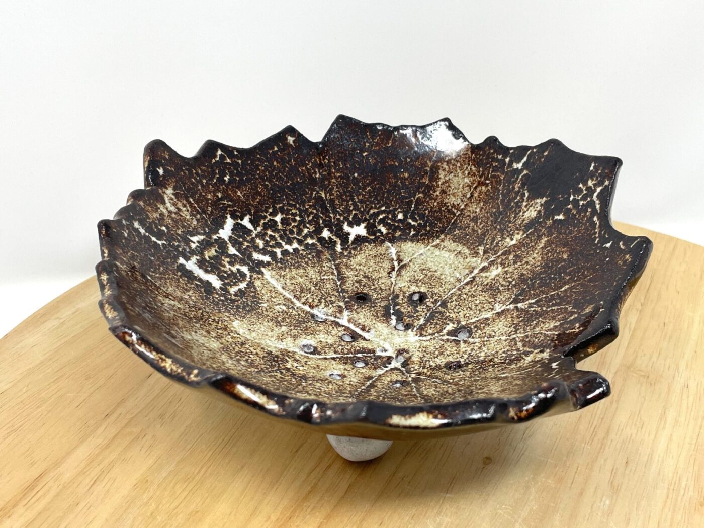 Pressed Leaf Soap Dish (White & Brown) — styling detail