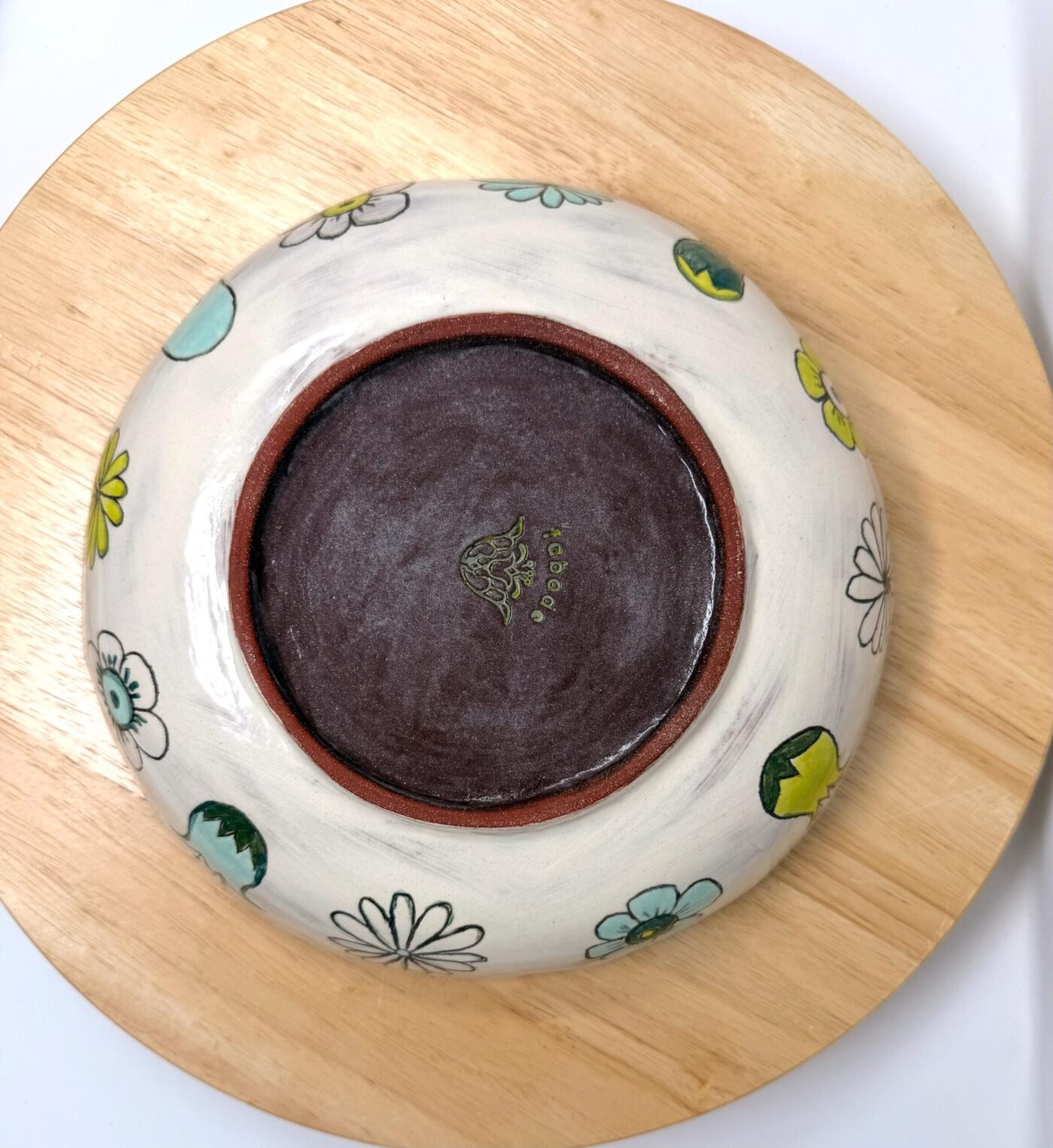 Sgraffito Floral Pasta Bowl — colour detail