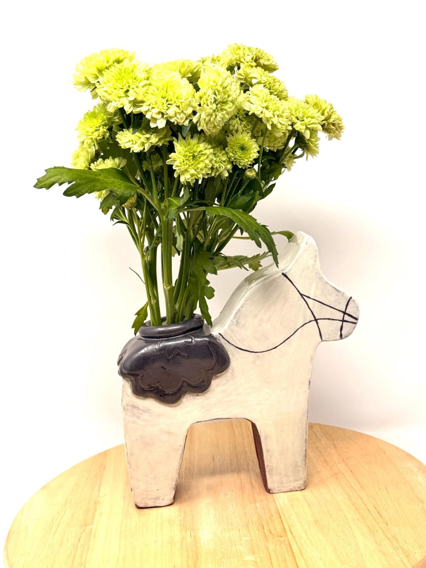 Dala Horse Terracotta Vase — close-up