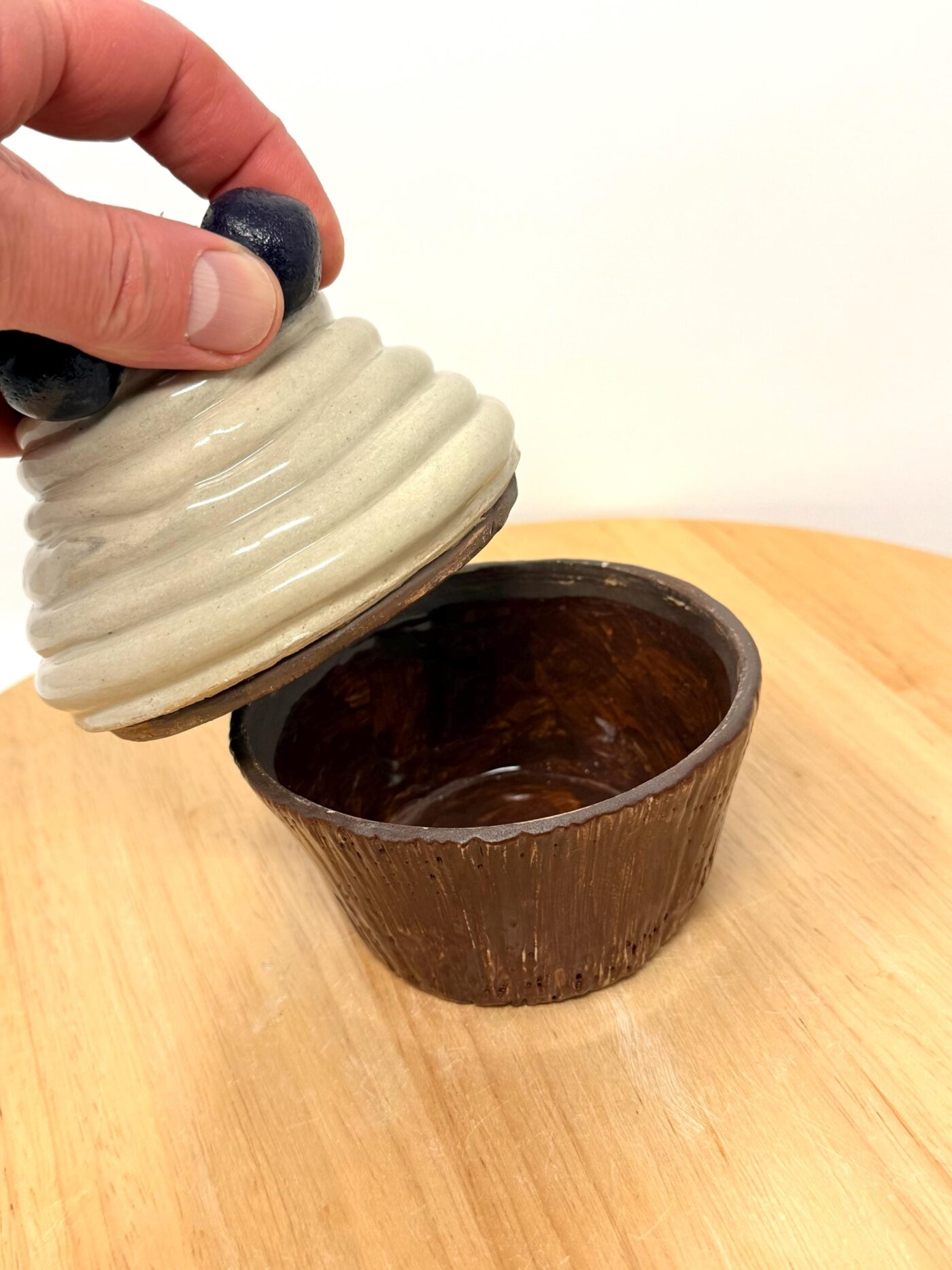 Handmade Ceramic Muffin Box with Lid – Cherry Cupcake Trinket Holder – Whimsical Pottery Jewellery Storage (5 of 13) -- Fabode Ceramics