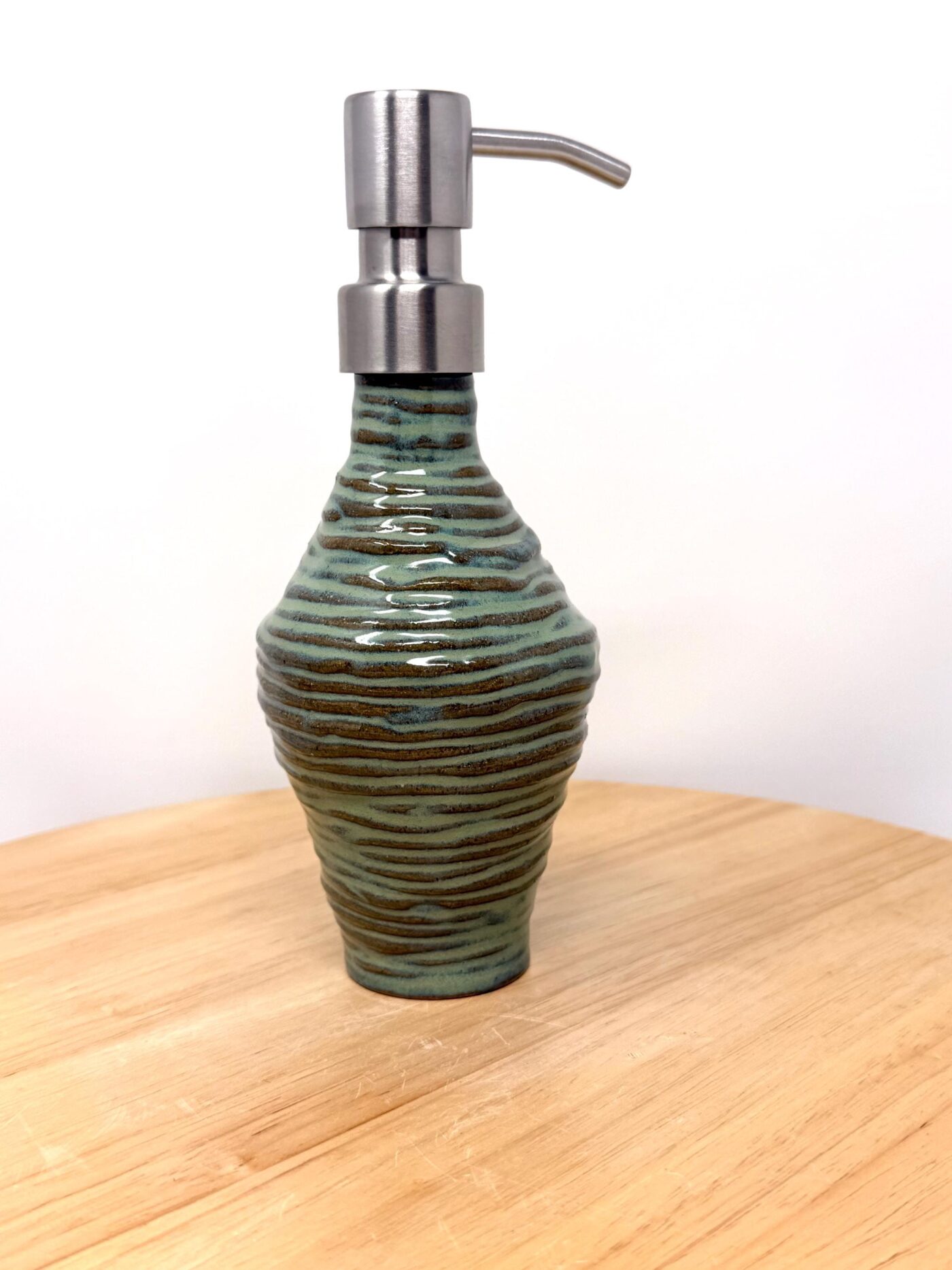 Handmade Turquoise Ceramic Soap Dispenser | Artisanal Coiled Clay | 250ml Capacity | Modern Stainless Steel Pump — colour detail