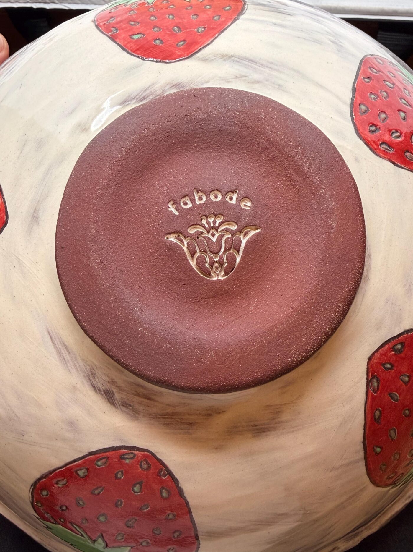 Handbuilt Strawberry Serving Bowl | Folk Art Ceramic Fruit Bowl | Rustic Stoneware Centrepiece | Handmade Pottery Gift (3 of 16) -- Fabode Ceramics
